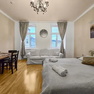Davidov Danube Appartement Vienne